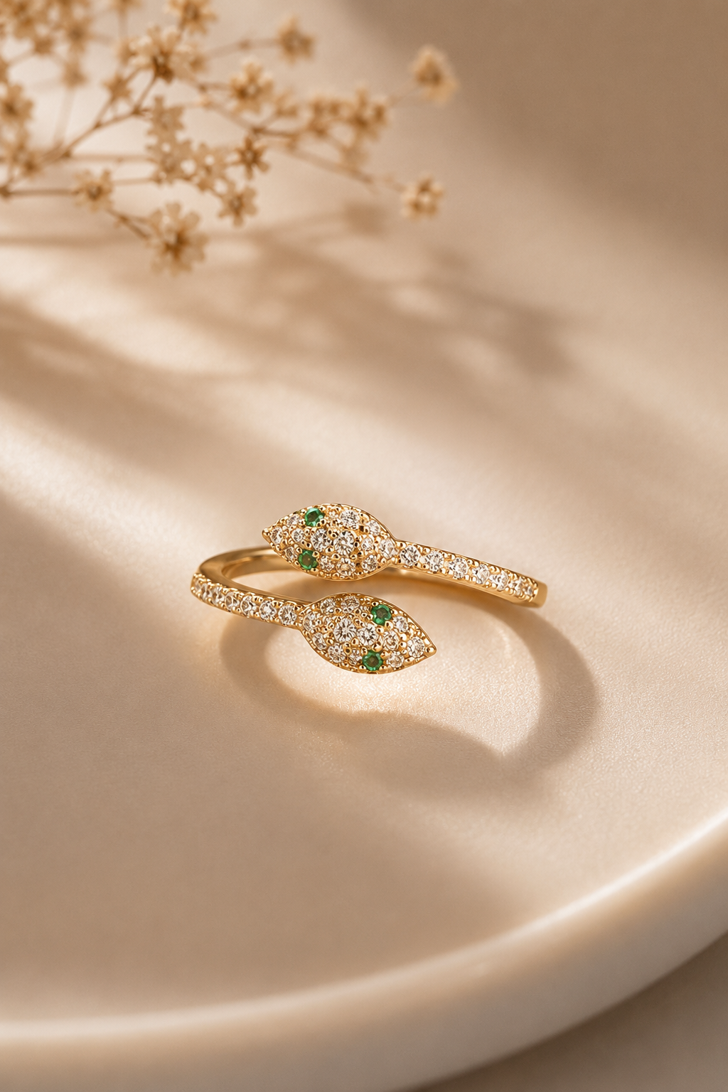 Emerald Serpent Ring