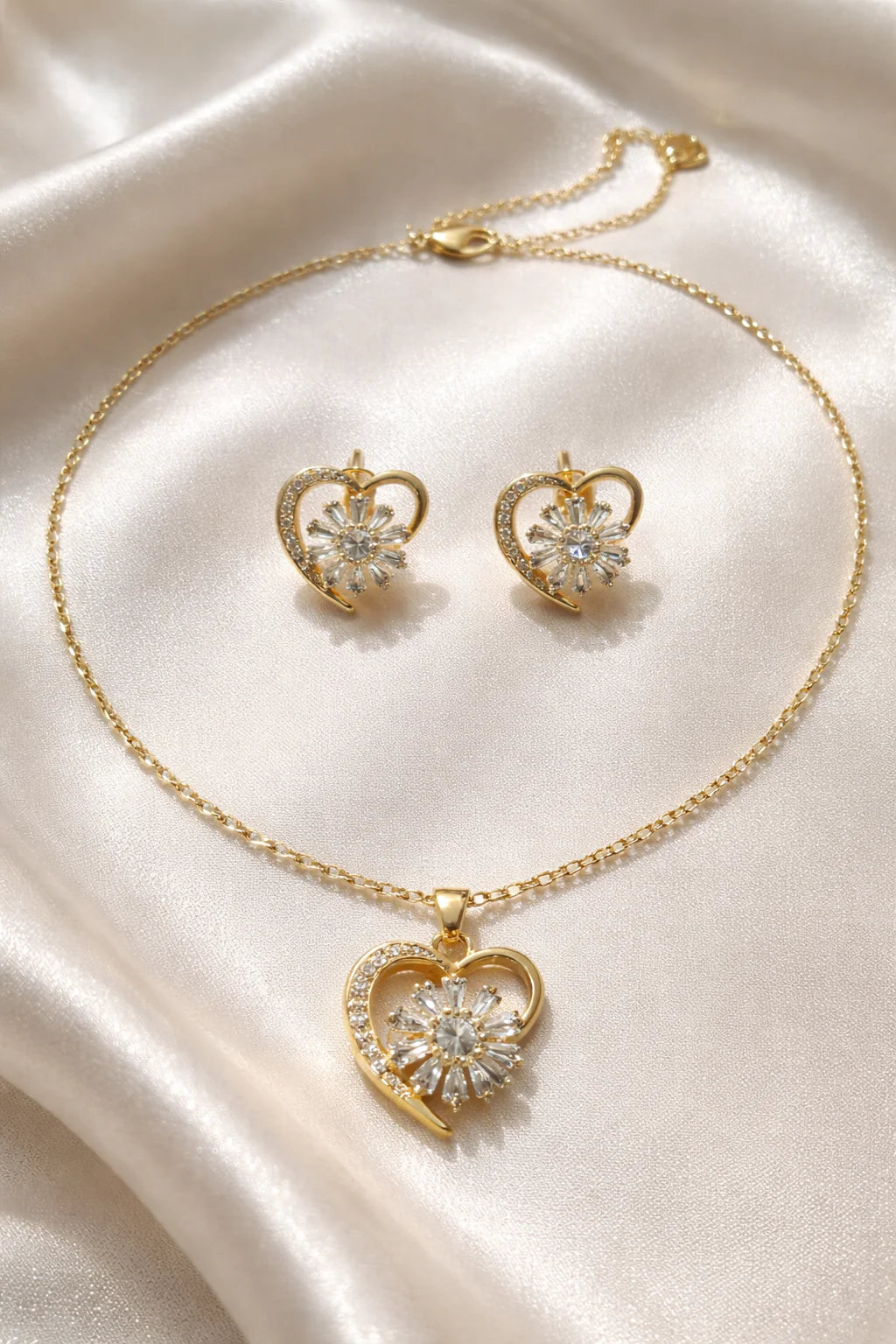 Eternal Heart Radiance Jewellery Set | Necklace & Earrings in Gold-Tone Finish