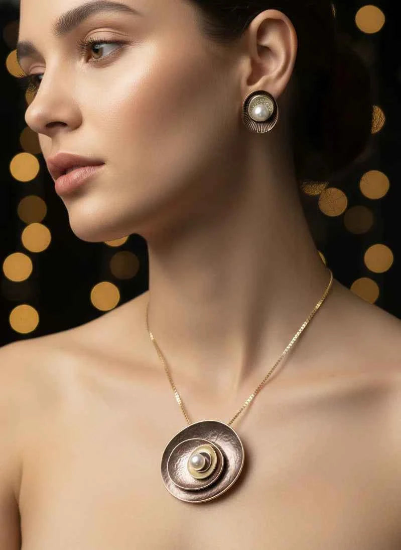 Elegance Pearl Jewellery Set | Necklace & Earrings in Gold-Tone Finish