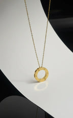 Golden Circle Pendant Necklace | The Power of Simplicity