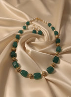 Emerald Green Bead & Pearl Gold Necklace Set